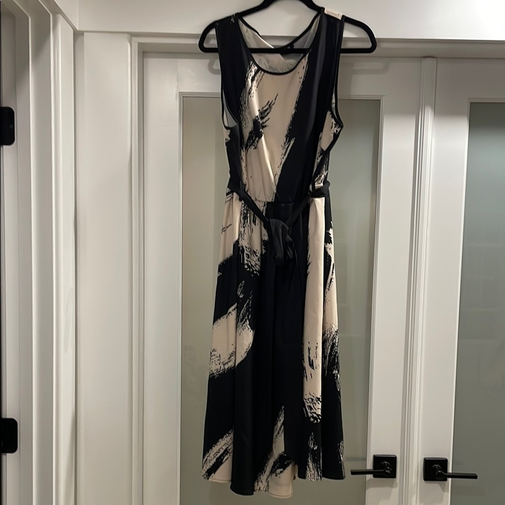 BloomChic Black and Cream Midi Dress